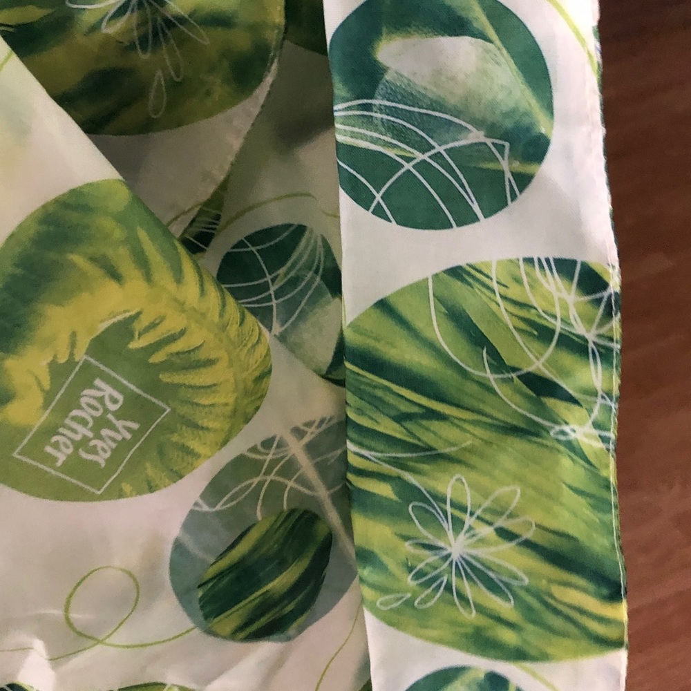 Yves Rocher Green and White Graphic Circle Shoulder Bag